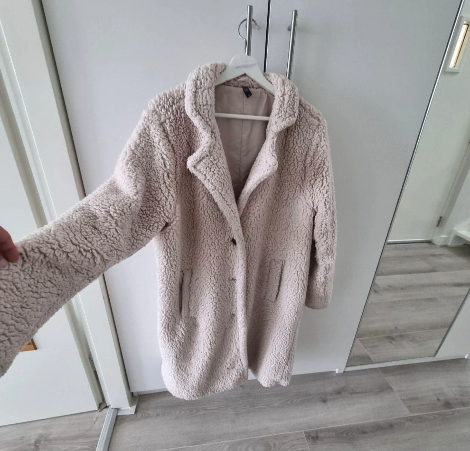 Wibra Chaqueta Teddy Beige / Abrigo de Piel Sintética (Talla L) – Suave y Cálido – photo 4